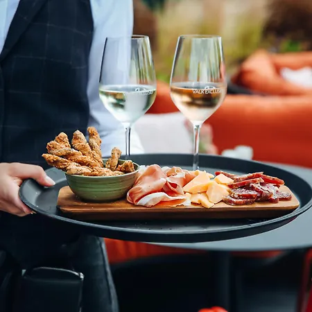 ホテル Der Valk スキーダム