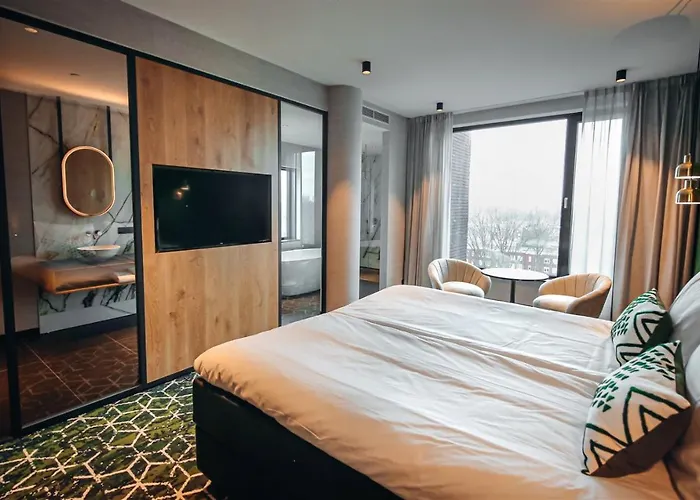 Der Valk Отель 4*